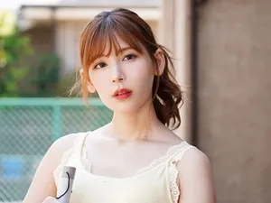 Em y tá đi làm với tinh thần chăm sóc cặc hết mình